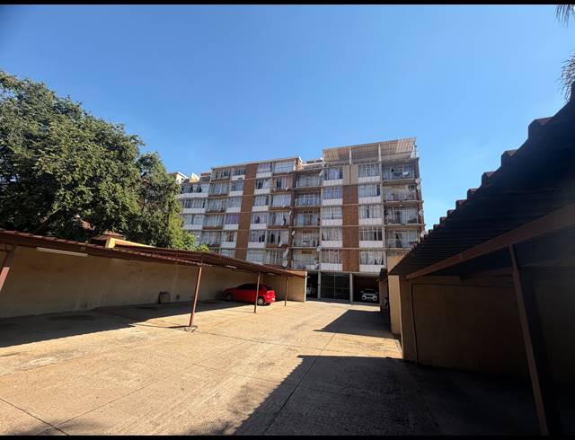 3 BEDROOM APARTMENT FOR SALE IN SUNNYSIDE
